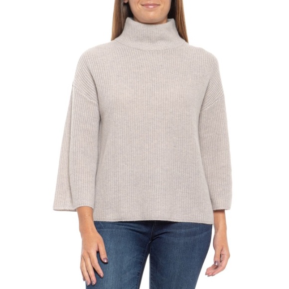 Rachel Zoe Sweaters - Rachel Zoe 💯 Cashmere Sweater like new!